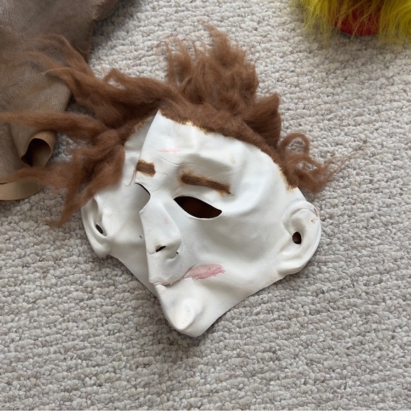 Animal and Zombie Halloween Masks with Bloody Arm - Picture 3 of 4